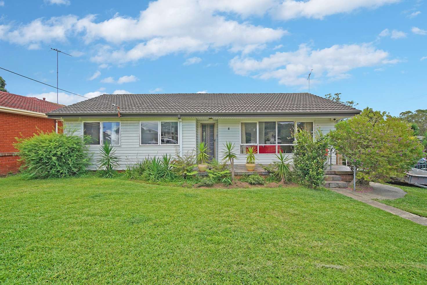 Main view of Homely house listing, 8 Albury Ave, Campbelltown NSW 2560