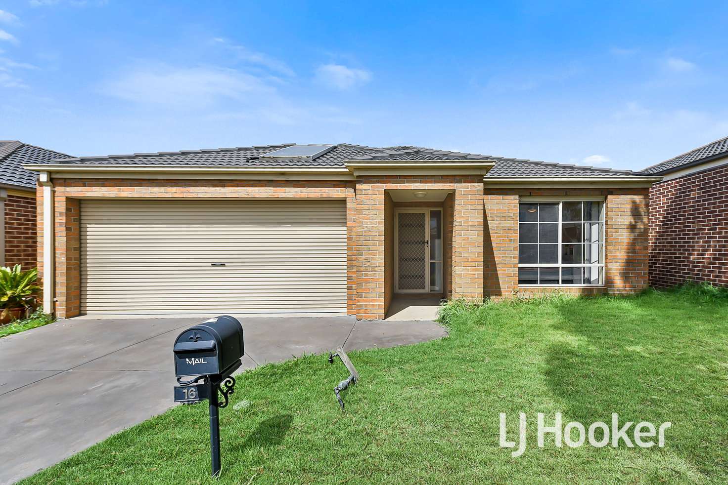 Main view of Homely house listing, 16 Domino Way, Hampton Park VIC 3976