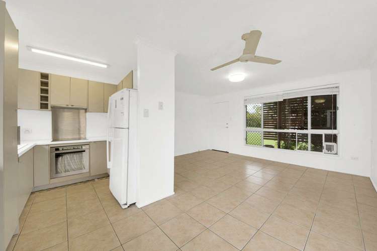 Fifth view of Homely house listing, 10 Ward Close, South Gladstone QLD 4680