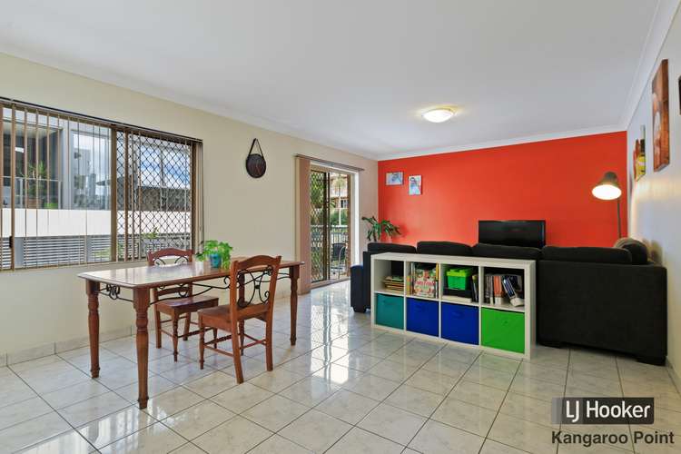 Sixth view of Homely unit listing, 2/99 Thorn Street, Kangaroo Point QLD 4169