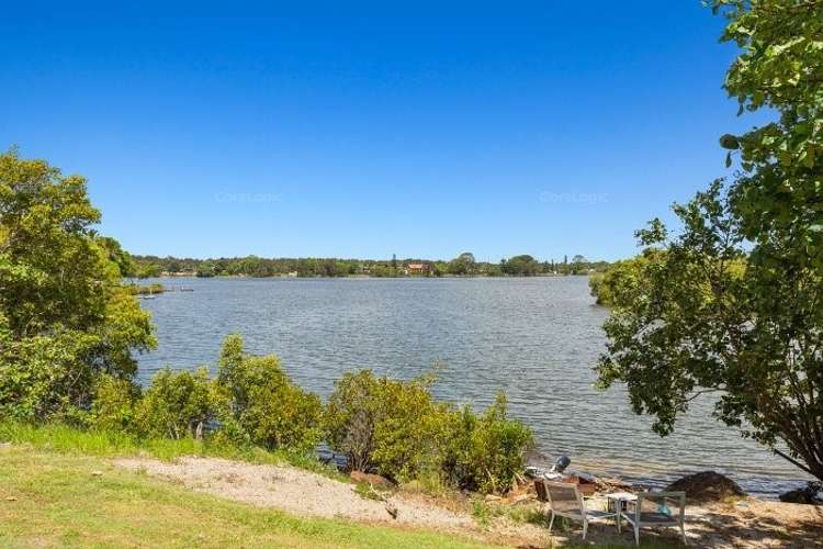 Fourth view of Homely villa listing, 1/31 Bimbadeen Avenue, Banora Point NSW 2486