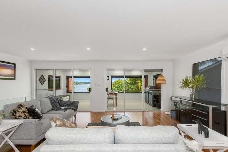 Sixth view of Homely villa listing, 1/31 Bimbadeen Avenue, Banora Point NSW 2486