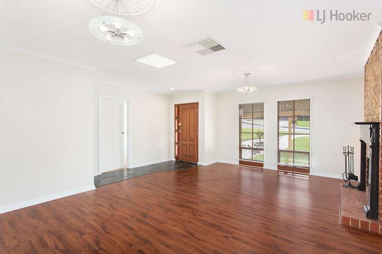 Fifth view of Homely house listing, 2 Inali Court, Hallett Cove SA 5158