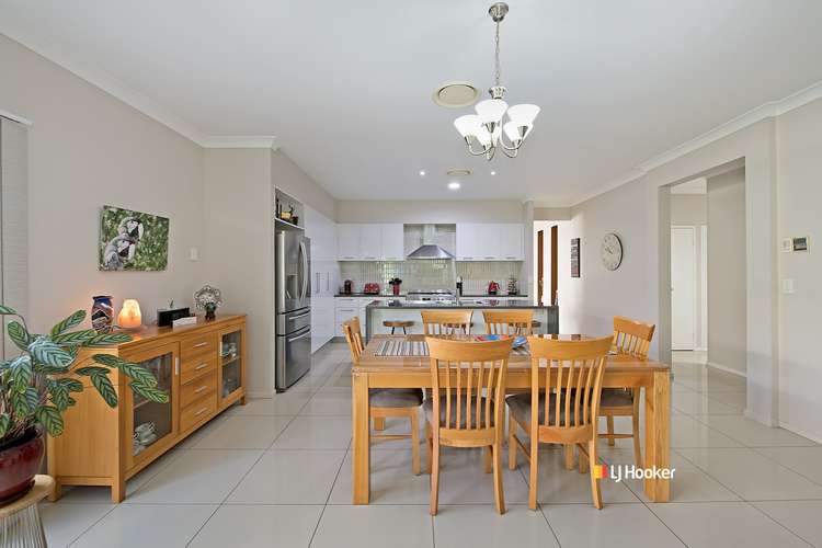 Sixth view of Homely house listing, 7 Silkyoak Court, North Lakes QLD 4509