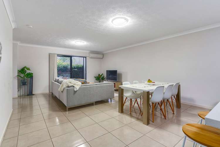 Fourth view of Homely apartment listing, 4/21-25 Gamelin Crescent, Stafford QLD 4053