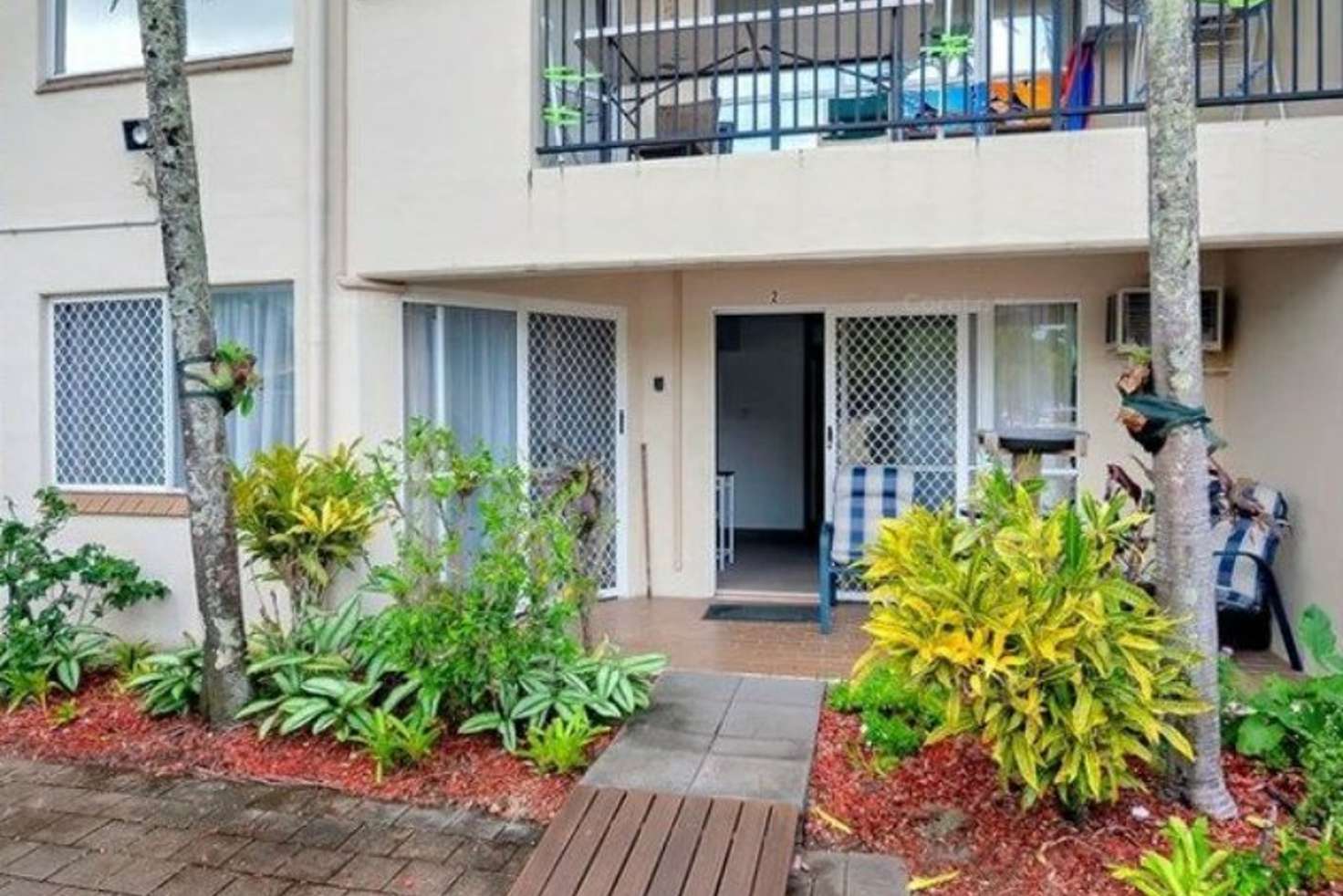 Main view of Homely unit listing, 2/239 Lake Street, Cairns North QLD 4870