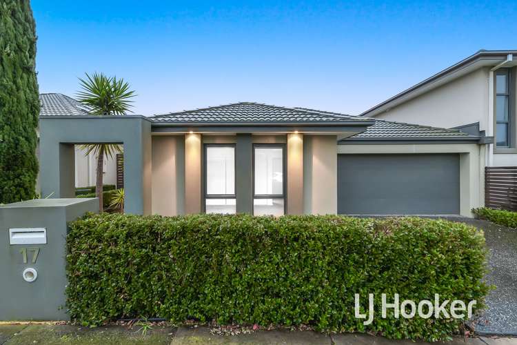 Main view of Homely house listing, 17 Meridian Circuit, Berwick VIC 3806