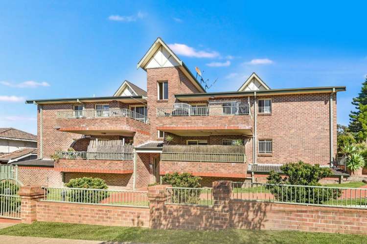 Main view of Homely apartment listing, 4/16-18 Reynolds Avenue, Bankstown NSW 2200