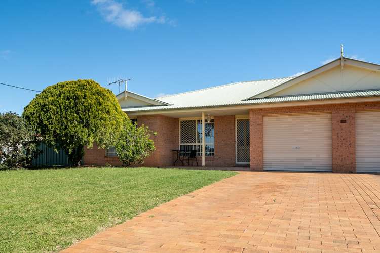 2/143 A'Beckett Street, Narromine NSW 2821