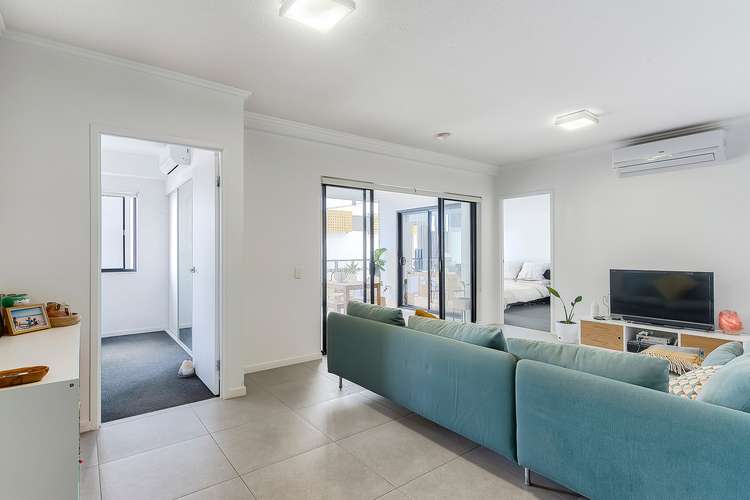 Second view of Homely unit listing, 303/9 Le Geyt Street, Windsor QLD 4030