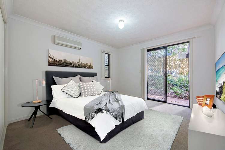 Fifth view of Homely apartment listing, 3/20 Norman Crescent, Norman Park QLD 4170