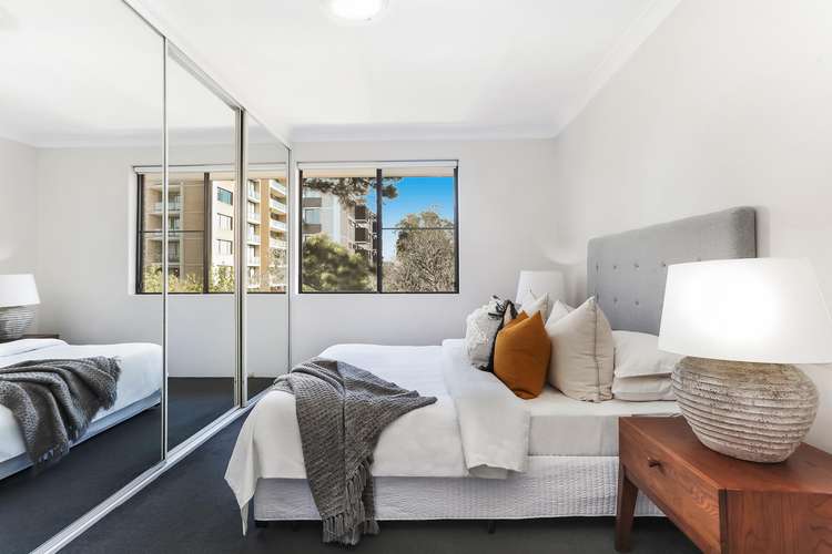 Fifth view of Homely apartment listing, 5/27 Penkivil Street, Bondi NSW 2026