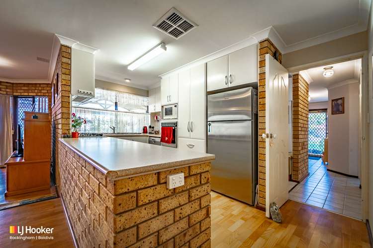 Sixth view of Homely house listing, 32 Woodbridge Drive, Cooloongup WA 6168