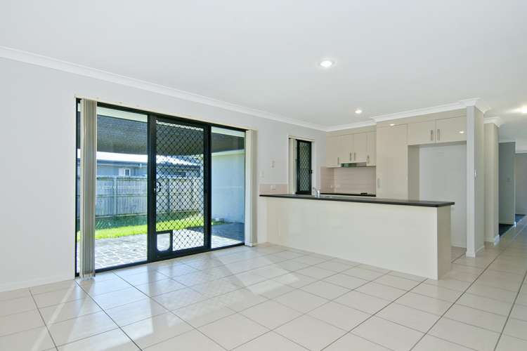 Fifth view of Homely house listing, 8 Wyndham Circuit, Holmview QLD 4207