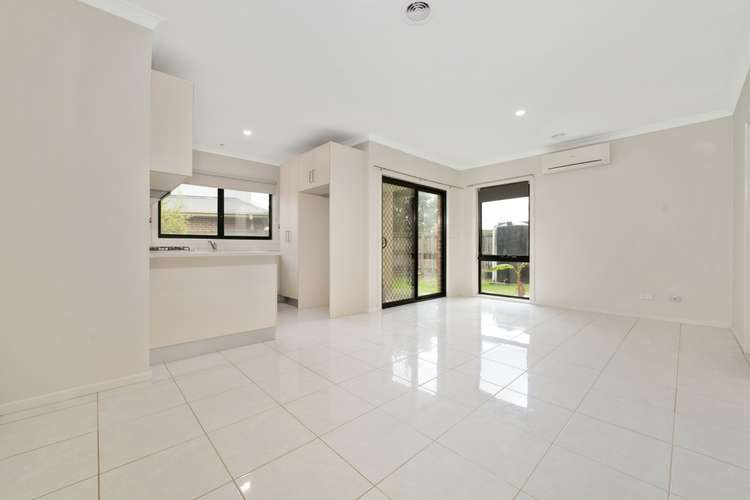 Fourth view of Homely house listing, 3/28 Elmsford Court, Keysborough VIC 3173
