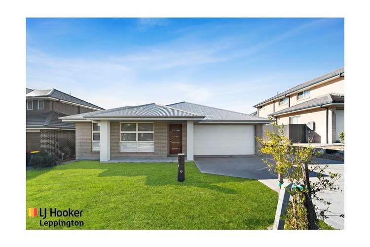 11 Davidson Street, Oran Park NSW 2570