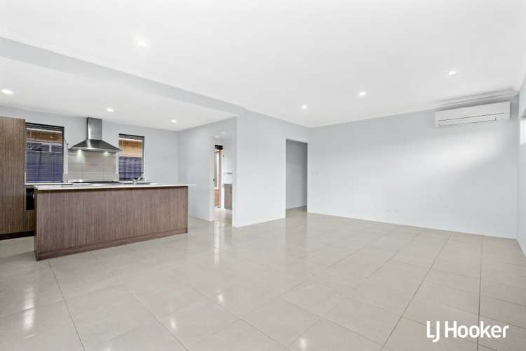 Fifth view of Homely house listing, 33 Vermont Grove, Wellard WA 6170