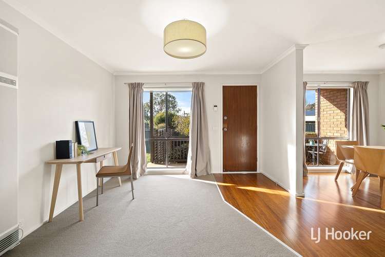 Fourth view of Homely house listing, 8 Summerville Crescent, Florey ACT 2615
