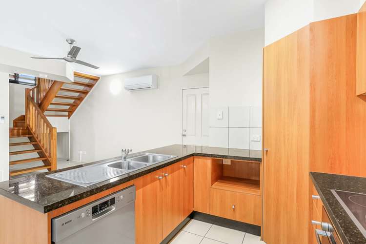 Fourth view of Homely townhouse listing, 1/279 Lake Street, Cairns North QLD 4870