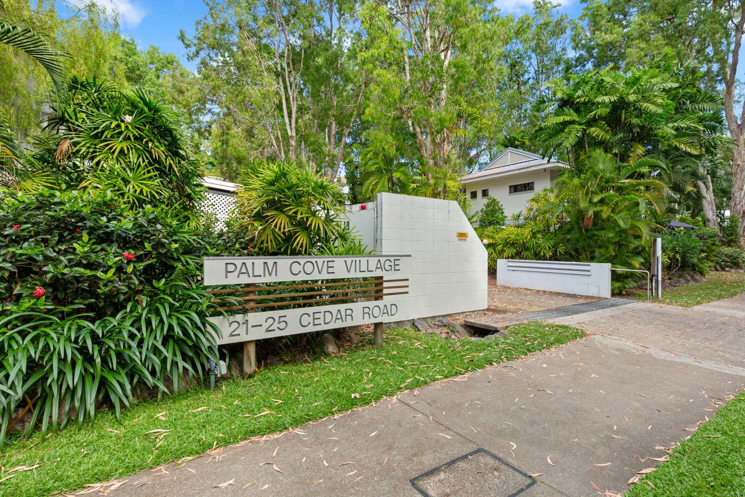 Main view of Homely unit listing, 3/21-25 Cedar Road, Palm Cove QLD 4879