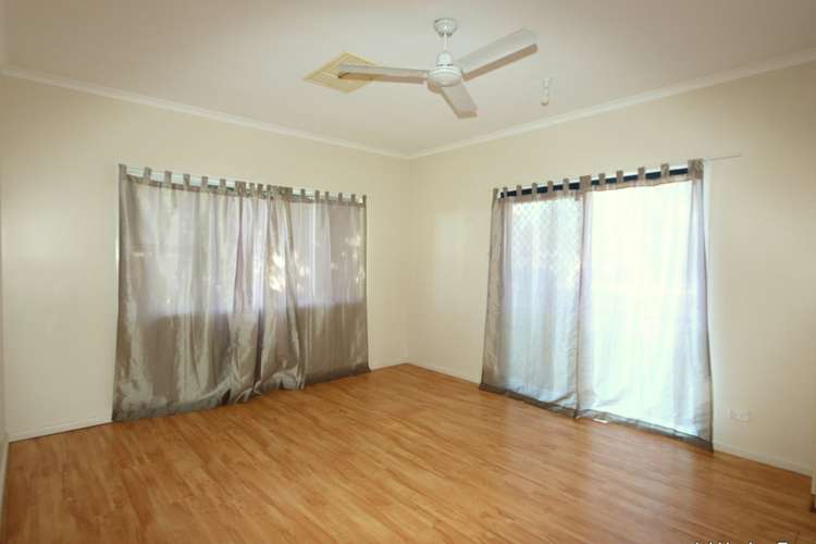 Fifth view of Homely house listing, 16 Bridgeman Street, Emerald QLD 4720