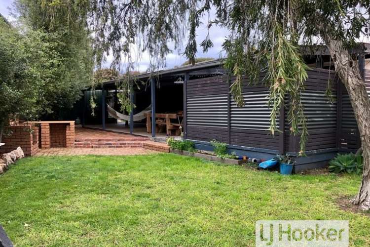 8 McMillan Grove, Paynesville VIC 3880