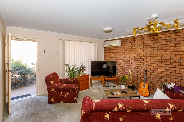 Second view of Homely unit listing, 5/4 Cycad Place, Sadadeen NT 870