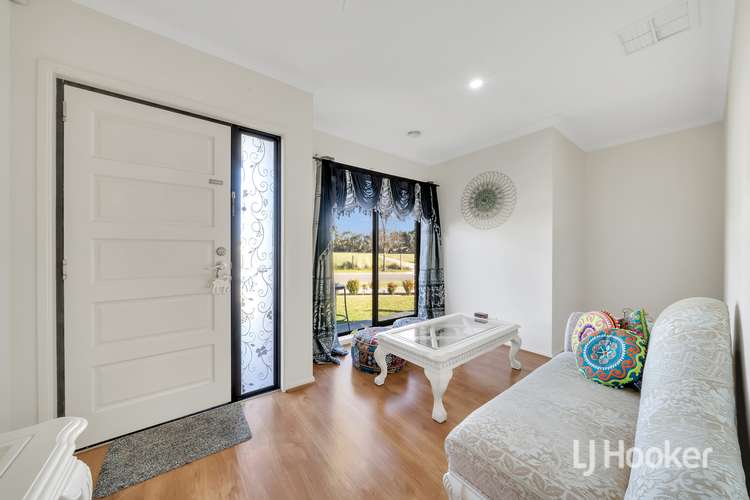 Second view of Homely house listing, 33 Mariposa Grove, Cranbourne VIC 3977