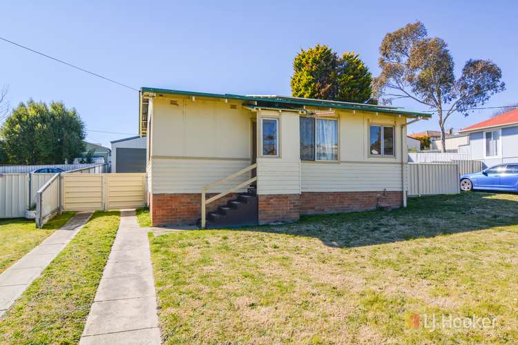 8 Hume Avenue, Wallerawang NSW 2845