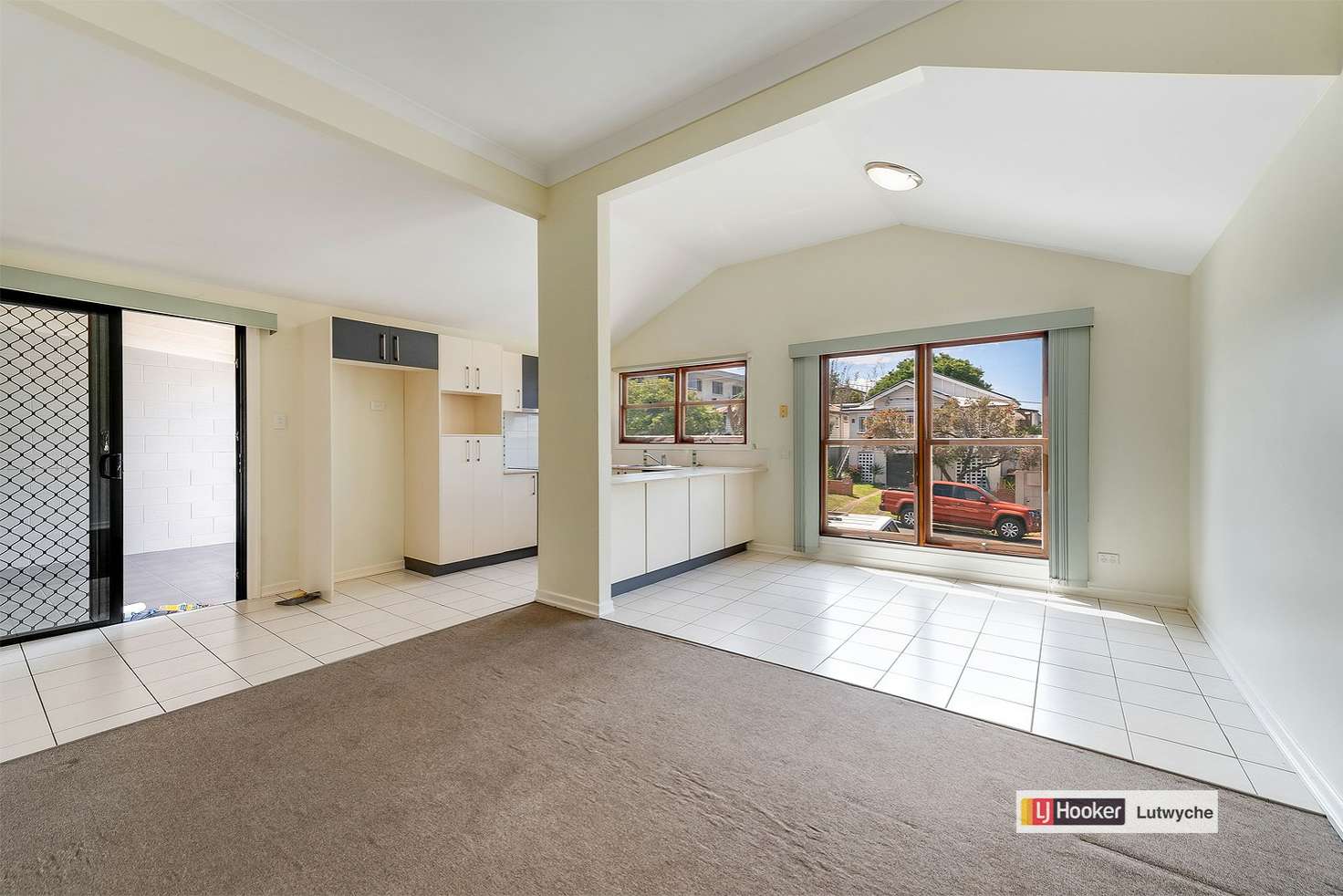Main view of Homely townhouse listing, 2/19 Gordon Street, Gordon Park QLD 4031