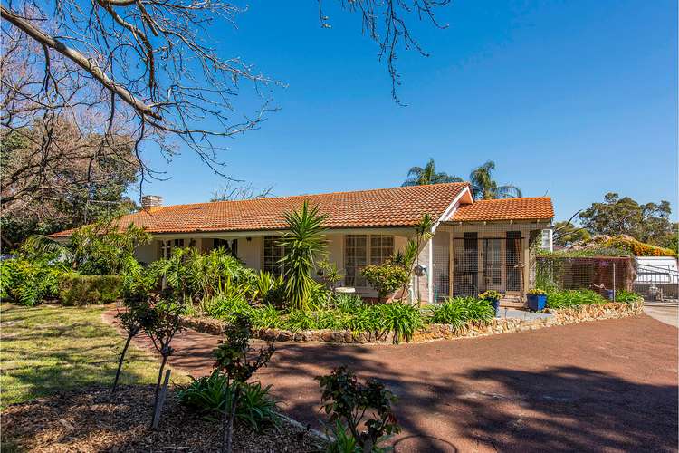 7 Champion Road, Lesmurdie WA 6076