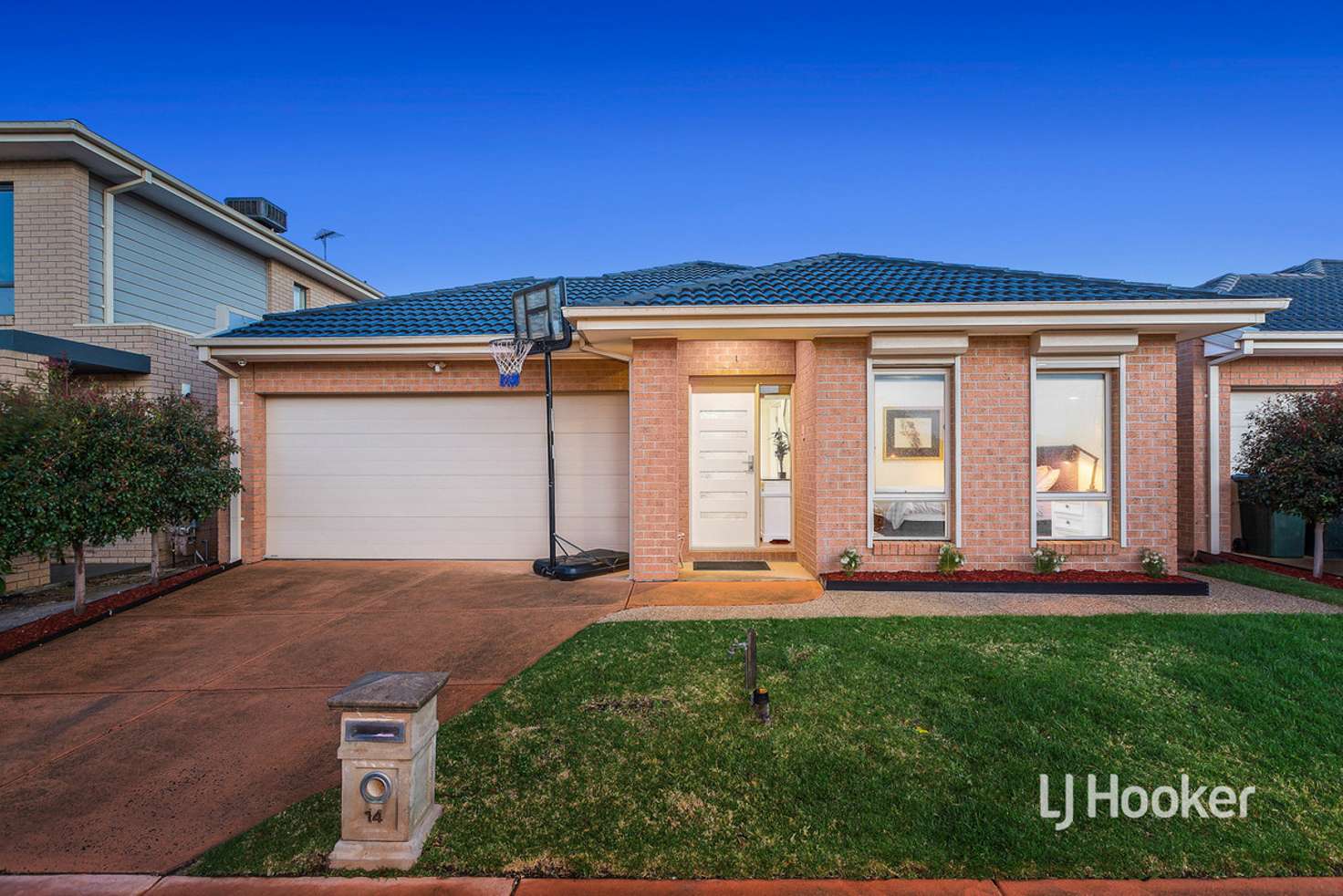 Main view of Homely house listing, 14 Seafarer Way, Sanctuary Lakes VIC 3030