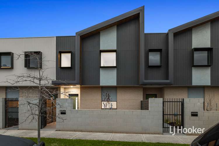 Main view of Homely townhouse listing, 6/89 Henry Street, Pakenham VIC 3810