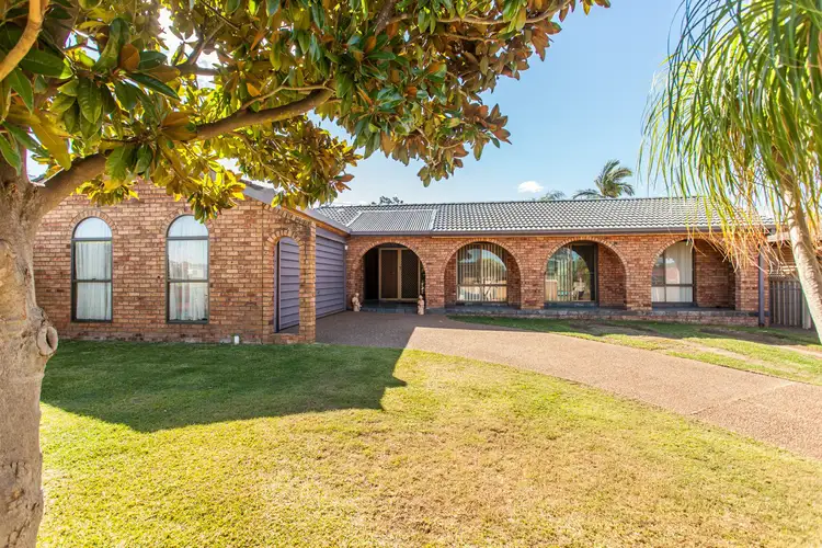 17 Acacia Street