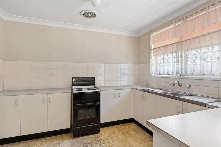 Third view of Homely villa listing, 2/27 Watanobbi Road, Watanobbi NSW 2259