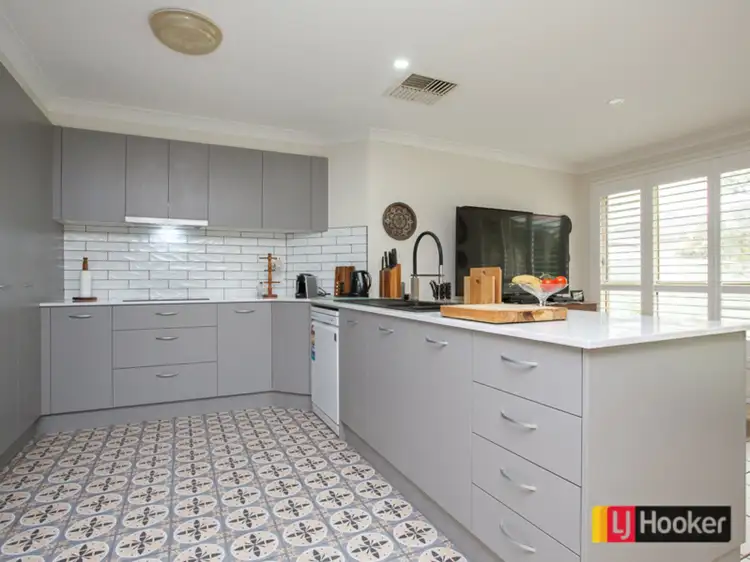 Second view of Homely house listing, 39 Warwick Road, Hillvue NSW 2340