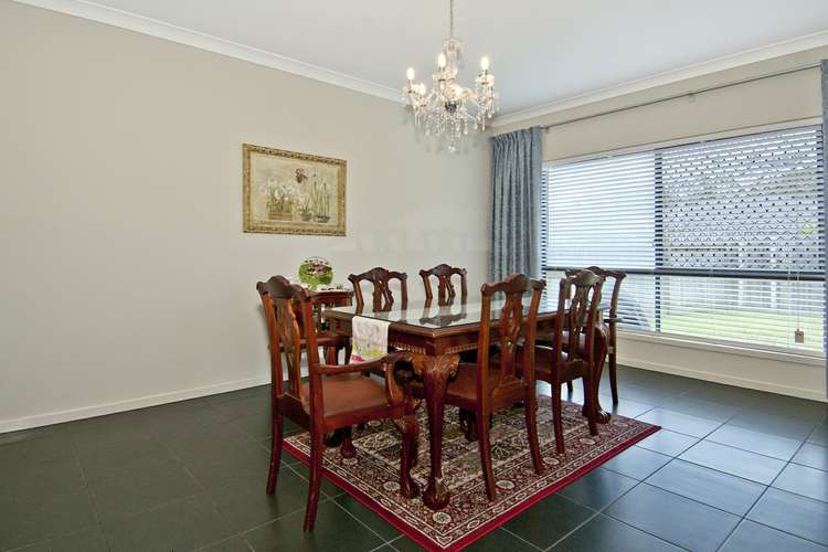 Fifth view of Homely house listing, 10 Barrington Circuit, Waterford QLD 4133
