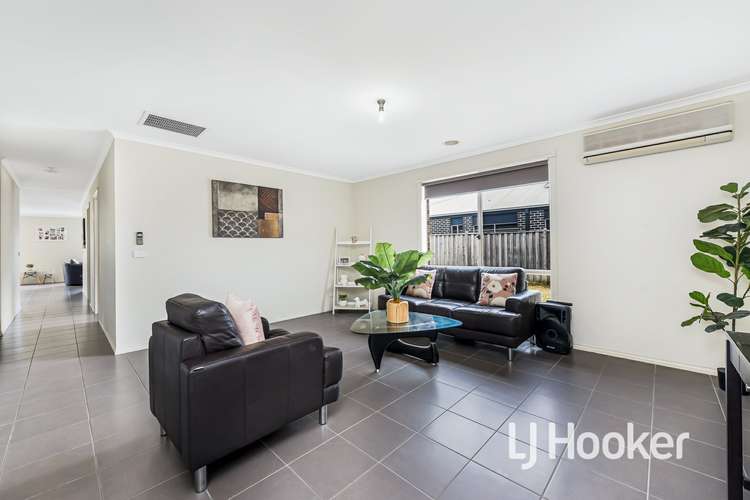 Second view of Homely house listing, 3 Peisley Crescent, Cranbourne East VIC 3977
