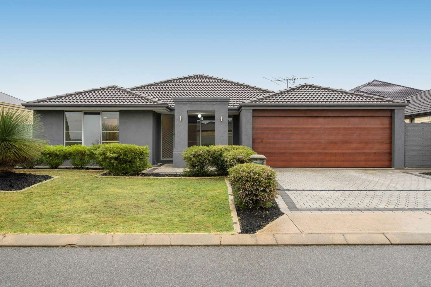 Main view of Homely house listing, 8 Eton Court, Parmelia WA 6167