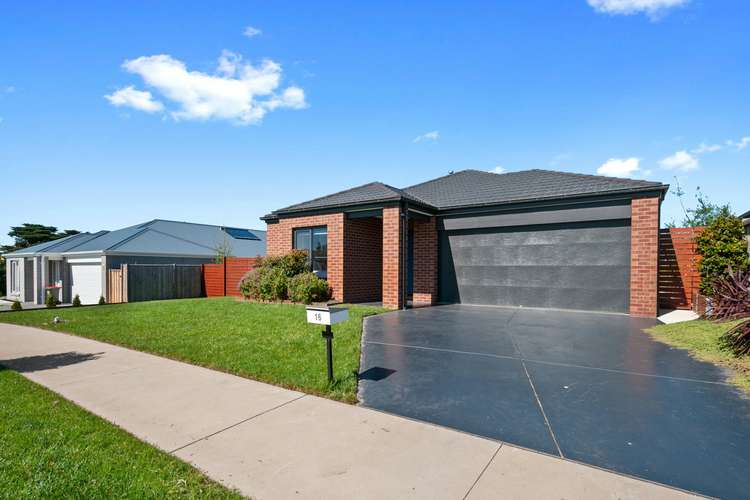Main view of Homely house listing, 16 Flaxlily Court, Bairnsdale VIC 3875