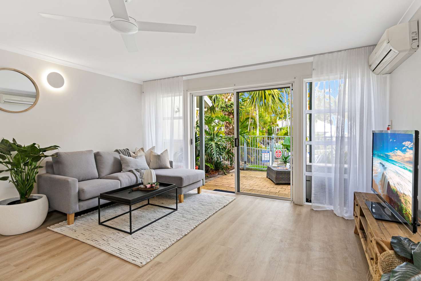 Main view of Homely townhouse listing, 13/16 Crescent Avenue, Mermaid Beach QLD 4218