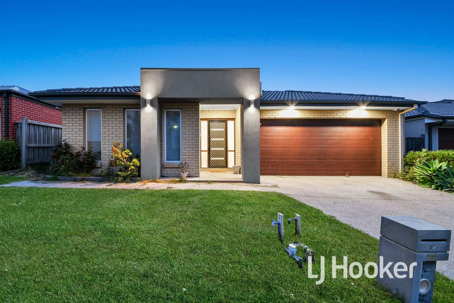 Main view of Homely house listing, 17 Alarah Boulevard, Cranbourne West VIC 3977