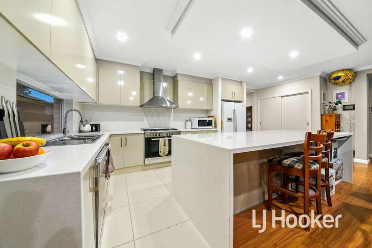 Fifth view of Homely house listing, 17 Alarah Boulevard, Cranbourne West VIC 3977