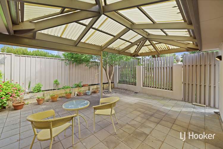 Fourth view of Homely townhouse listing, 8/9 Tasman Place, Lyons ACT 2606