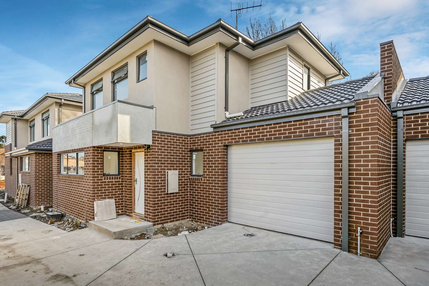 Main view of Homely townhouse listing, 2/27 Aubrey Grove, Boronia VIC 3155