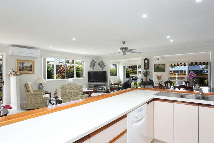 Sixth view of Homely house listing, 2/8 Tradewinds Drive, Banksia Beach QLD 4507