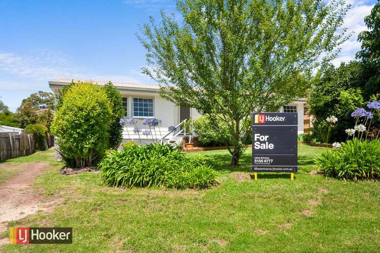 8 Fisher Street, Lakes Entrance VIC 3909