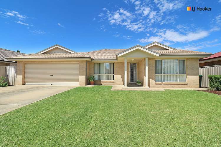 Main view of Homely house listing, 39 Mima Street, Glenfield Park NSW 2650