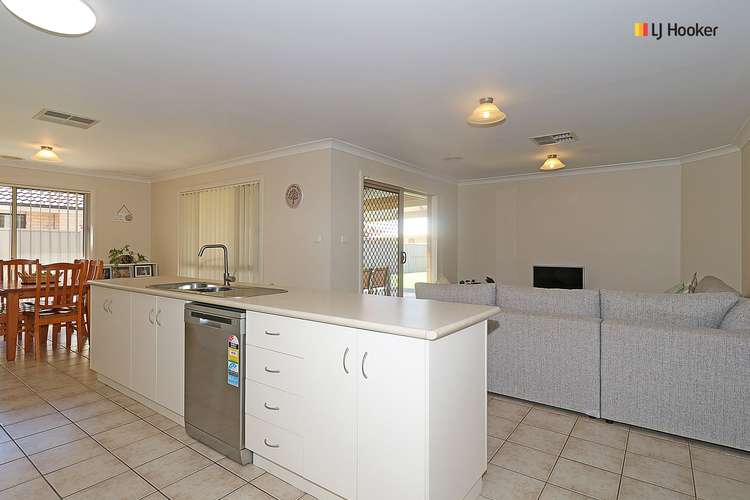 Sixth view of Homely house listing, 39 Mima Street, Glenfield Park NSW 2650