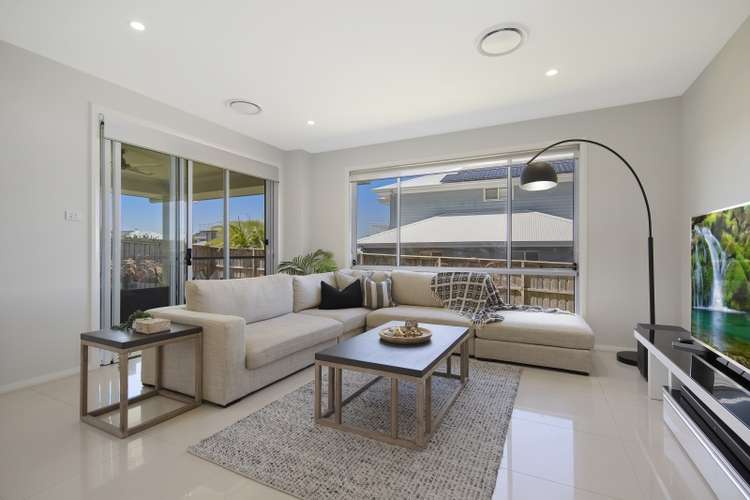 Second view of Homely house listing, 5 Rockpool Road, Catherine Hill Bay NSW 2281